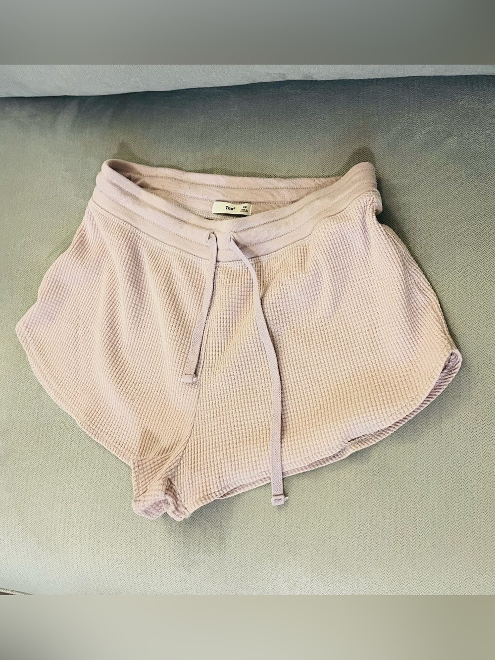 Aritiza TNA Waffle Knit Lavender Shorts in Extra Small